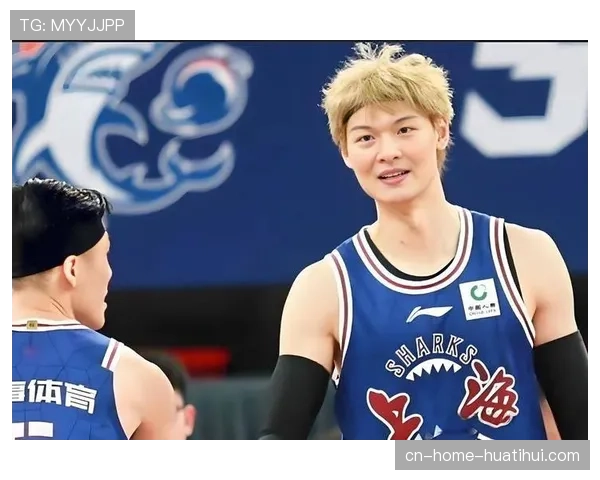 上海久事豪华外援组合发力 王哲林张镇麟本土核心稳定输出